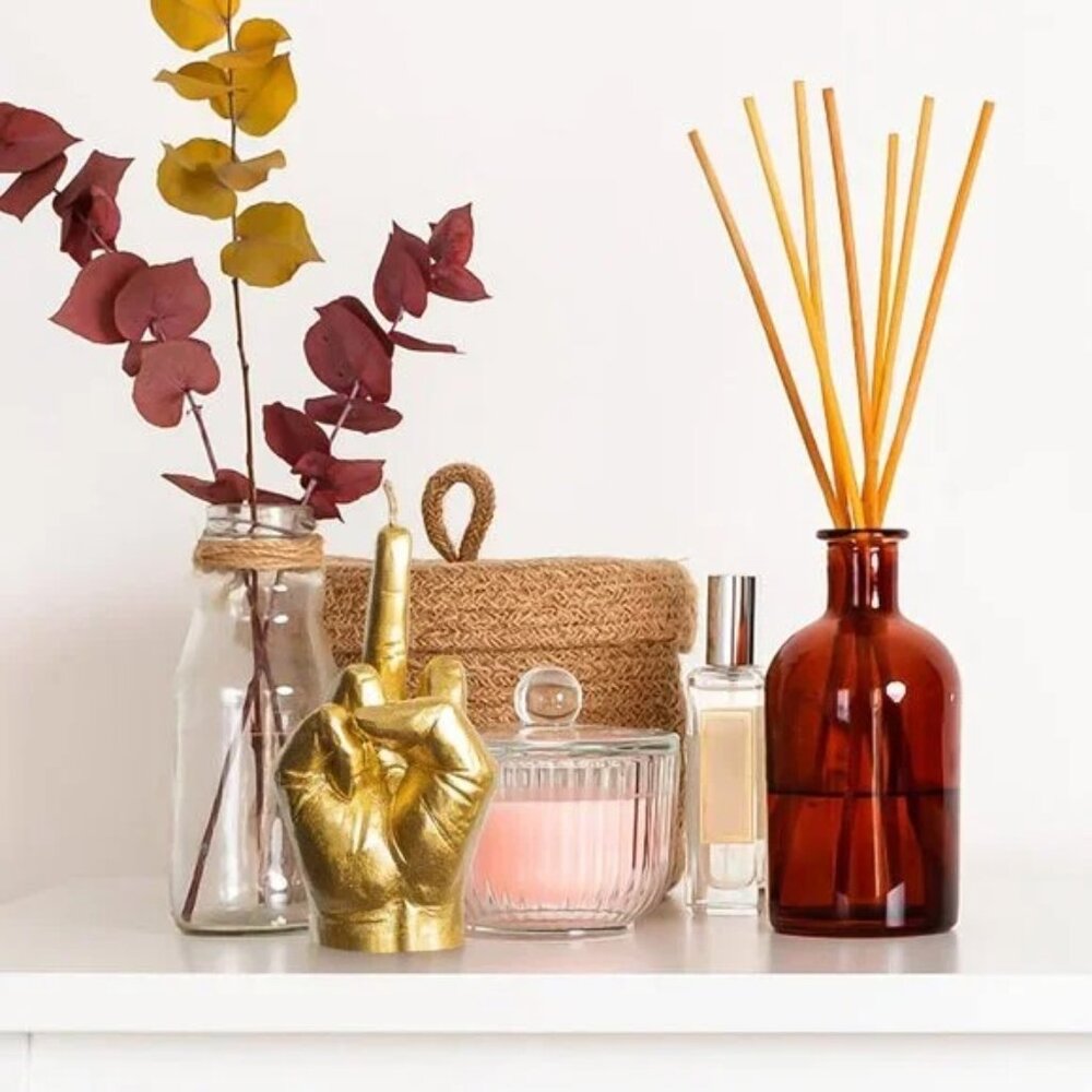 Middle Finger Scented Candle Black Danish Pastel Room Decor - Gold Small - Picture 2 of 4